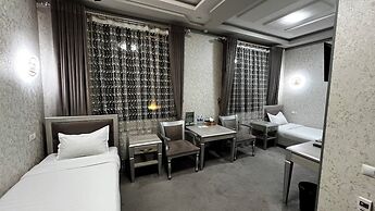 Diyor Hotel Margilon