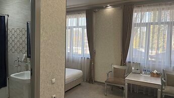 Diyor Hotel Margilon