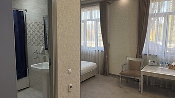 Diyor Hotel Margilon