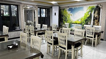 Diyor Hotel Margilon