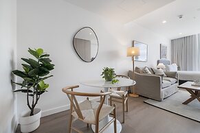 Bright Studio With Rooftop BBQ in Fremantle