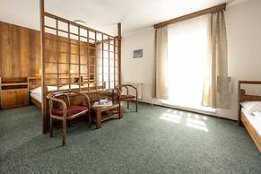 Hotel Tanečnica