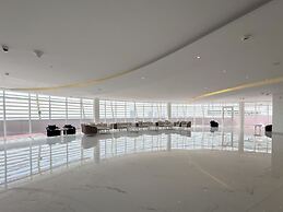 Vogue | Opalz by Danube Arjan near Science park