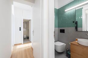 Acropolis Sky Retreat Jacuzzi 3BR Maisonette