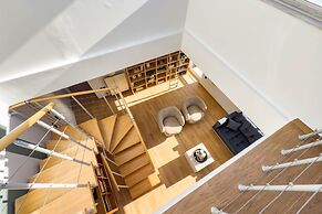 Acropolis Sky Retreat Jacuzzi 3BR Maisonette