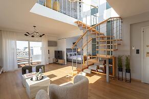 Acropolis Sky Retreat Jacuzzi 3BR Maisonette