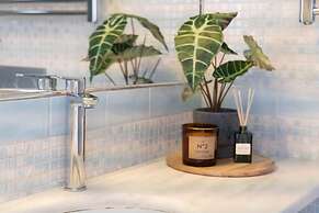 Acropolis Sky Retreat Jacuzzi 3BR Maisonette