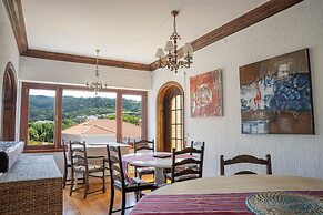 Moby Dick Lodge Colares