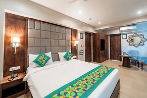 Treebo Premium Nova Candolim with Pool and spa