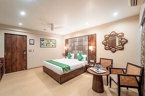 Treebo Premium Nova Candolim with Pool and spa