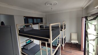 ivy hostel