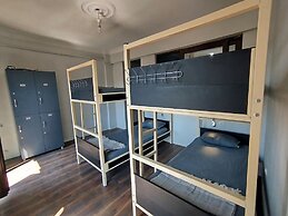 ivy hostel