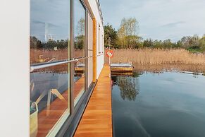 Hausboot am Grabendorfer