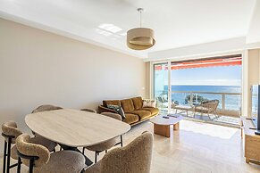 Bright Apartment With Sea View