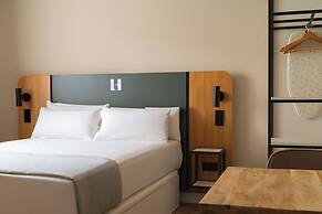Limehome Palma Marina
