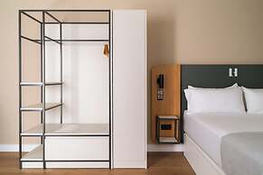 Limehome Palma Marina