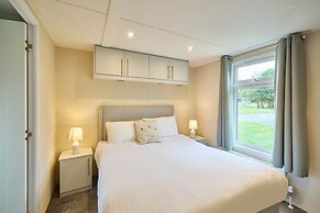 Host Stay Nightingale Lodge