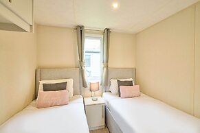 Host Stay Nightingale Lodge