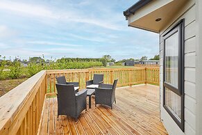 Host Stay Deer View Lodge