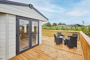 Host Stay Deer View Lodge