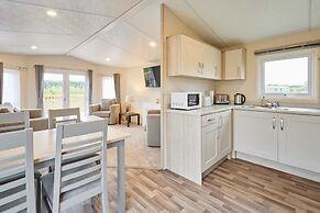 Host Stay Deer View Lodge