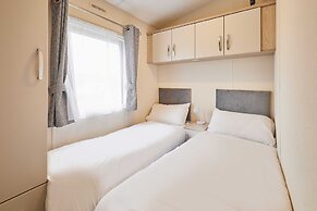 Host Stay Deer View Lodge