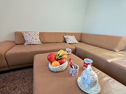 One Bedroom Apartment