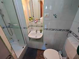 One Bedroom Apartment