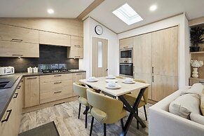 Host Stay Hideaway Retreat