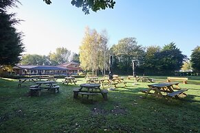 Host Stay Hideaway Retreat