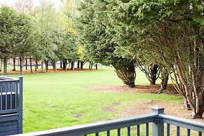 Host Stay Hideaway Retreat
