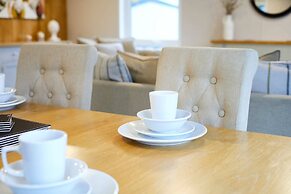 Host Stay Grace Louise Retreat