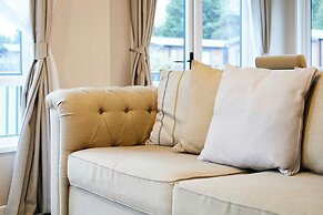 Host Stay Grace Louise Retreat