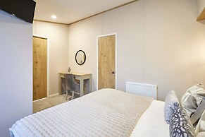 Host Stay Grace Louise Retreat