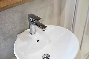 Host Stay Flamingo Lodge
