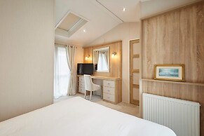 Host Stay Flamingo Lodge