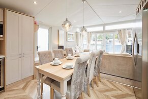 Host Stay Flamingo Lodge