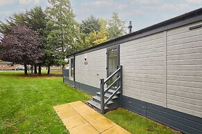Host Stay Wag Tail Lodge