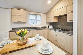Host Stay Wag Tail Lodge
