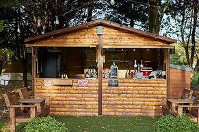 Host Stay Wag Tail Lodge
