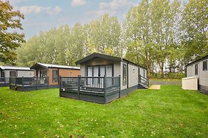 Host Stay Wag Tail Lodge