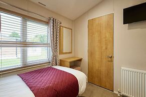 Host Stay Kinship Lodge