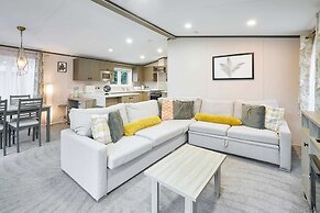 Host Stay Gleneagles Lodge