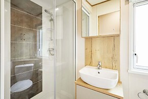 Host Stay Squirrel Lodge