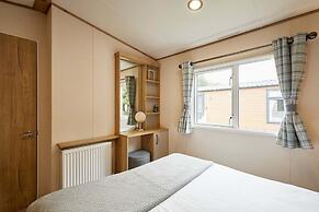 Host Stay Squirrel Lodge