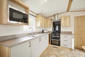 Host Stay Squirrel Lodge