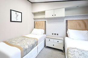 Host Stay Brackencroft Lodge