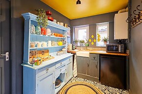 Host Stay The Little Townhouse