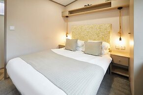 Host Stay Stone Beck Lodge