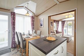 Host Stay Lakeview Winter